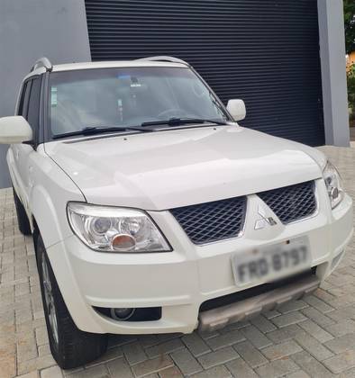 MITSUBISHI PAJERO TR4 2.0 4X2 16V 140CV FLEX 4P AUTOMÁTICO
